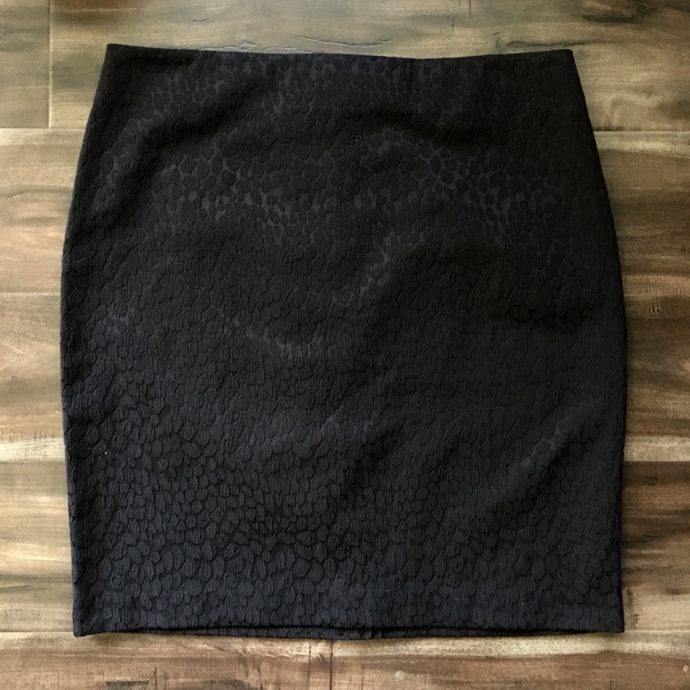 NWOT New York & Company Skirt: Cheetah Print